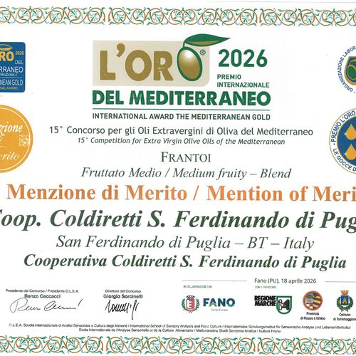 Il nostro Olio Evo conquista 4 Gocce d’Oro: un riconoscimento che premia la qualità e la passione.